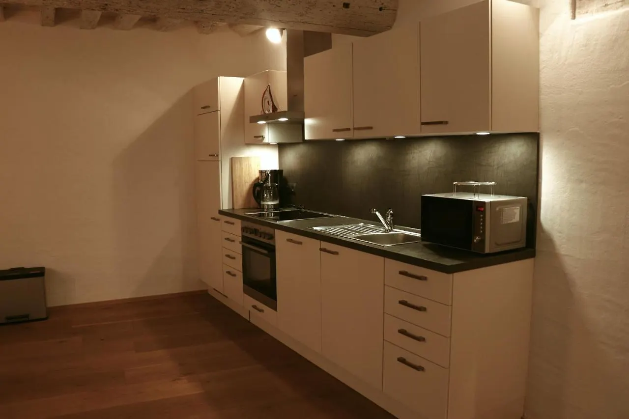 Stilvolle Wohnung auf 50 m² mit Parkplatz und WiFi Kraiburg am Inn Apartment